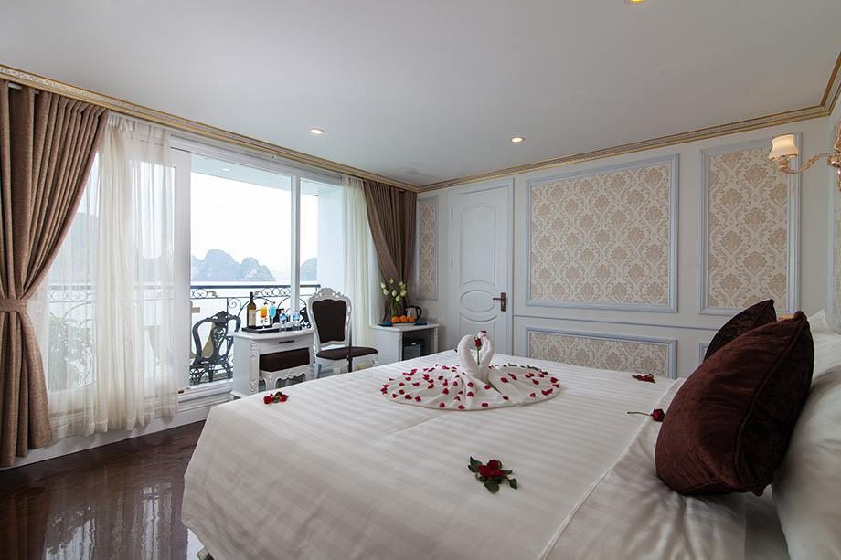 Aquamarine Cruise 3 Days 2 Nights from Hanoi