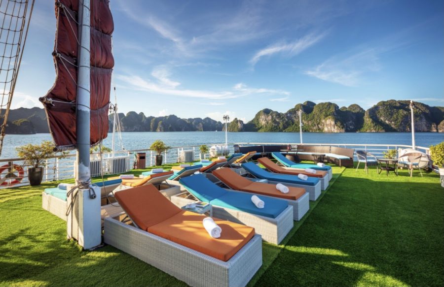 La Pinta Luxury Cruise Introduction