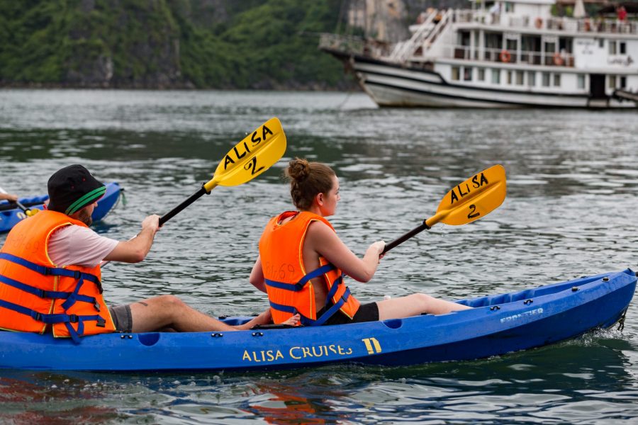Alisa Cruise 3 Days 2 Nights from Ninh Binh