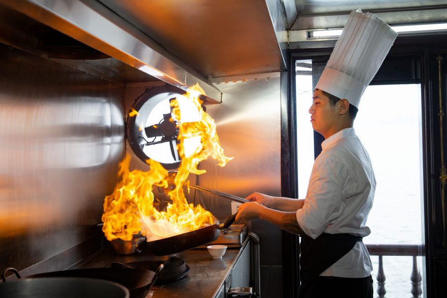 Alisa Cruise 3 Days 2 Nights from Ninh Binh